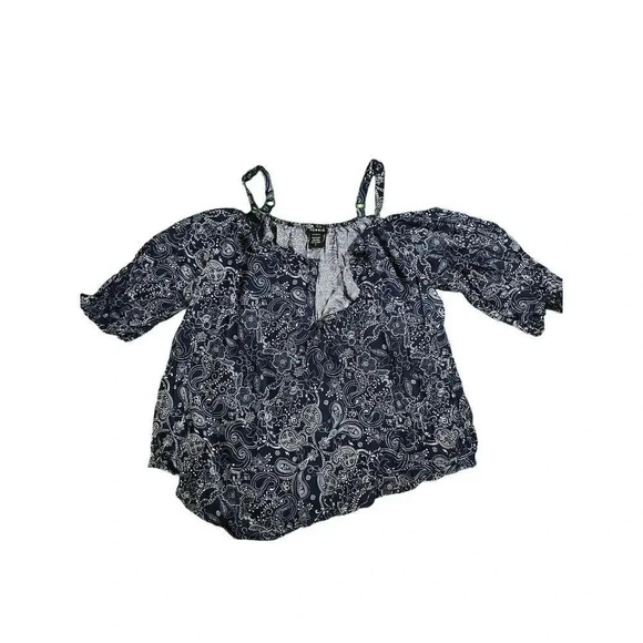 Torrid Blue Paisley Cold Shoulder Blouse – Boho Print, Size 0 (Large/12) - Picture 2 of 6